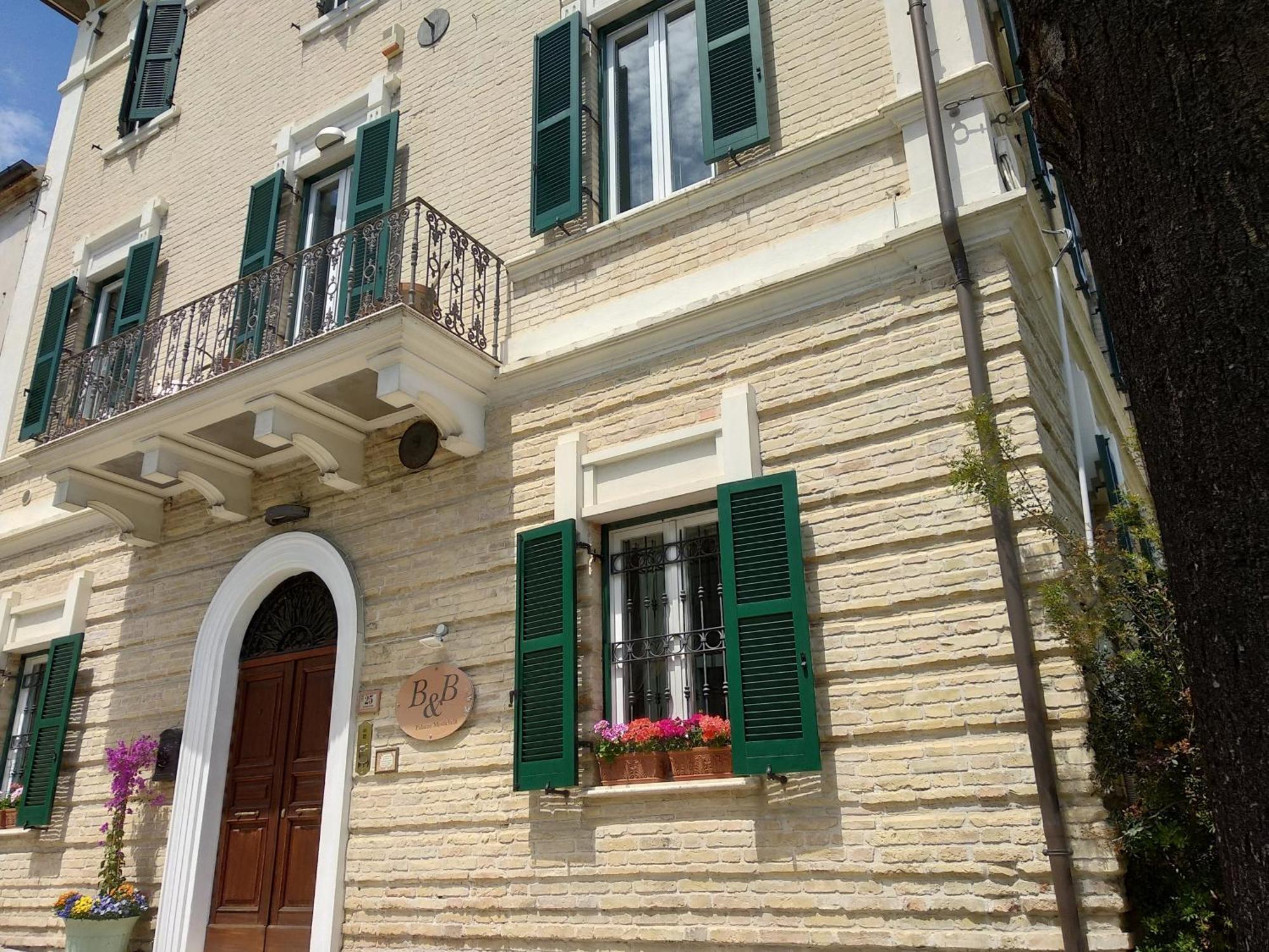B&B Palazzo Mestichelli Boutique Palace Монтепрандоне Екстериор снимка