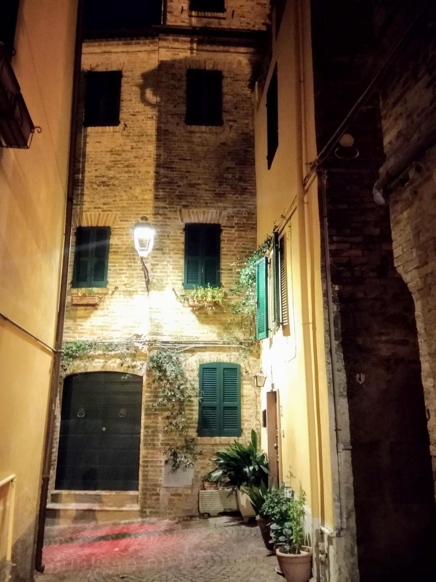 B&B Palazzo Mestichelli Boutique Palace Монтепрандоне Екстериор снимка
