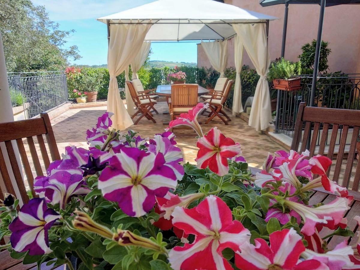B&B Palazzo Mestichelli Boutique Palace Монтепрандоне Екстериор снимка